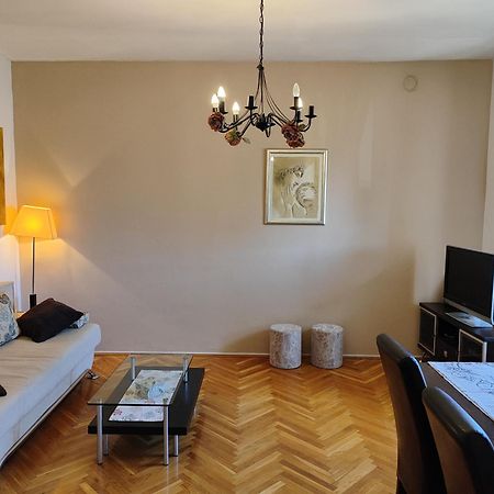 Kolovare Beach Apartment & Free Parking Zadar Exterior photo